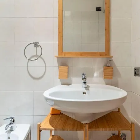 Free Parking & Free Wifi- Near Historic Center & Pet Friendly * Trient